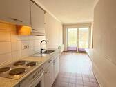 Küche mit Essbereich und EBK - 2 Zimmer Etagenwohnung zum Kaufen in Husum