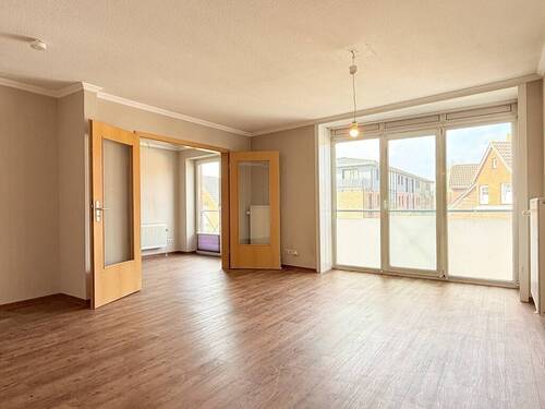 Wohnzimmer - Etagenwohnung mit 61,00 m&sup2; in Husum zum Kaufen