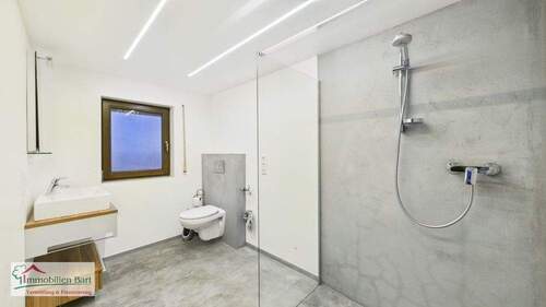 Badezimmer - Einfamilienhaus mit 66,70 m² in Merzig / Brotdorf zum Kaufen