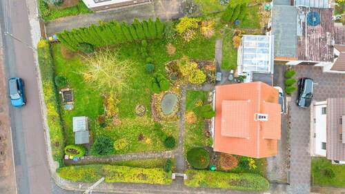 Grundstück von oben - 4 Zimmer Einfamilienhaus in Halle