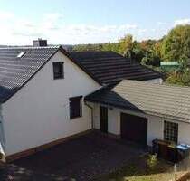 * Einfamilienhaus mit knapp 120 m² Wohnfläche und ausgebautem Keller * - Aschersleben