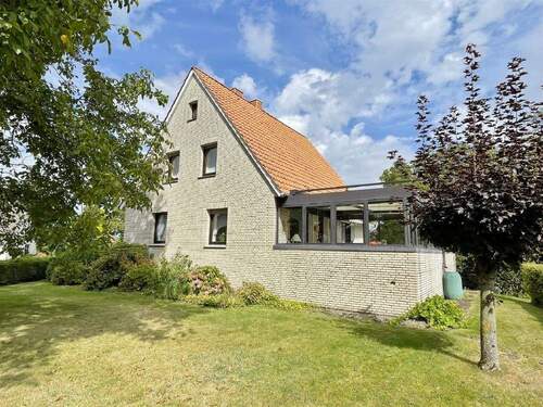 Gartenansicht - 4 Zimmer Einfamilienhaus in Lage