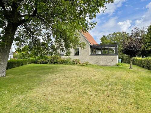 Garten - Einfamilienhaus mit 127,40 m² in Lage zum Kaufen