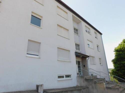 BB3 Frontansicht - 3 Zimmer Etagenwohnung in Baumholder