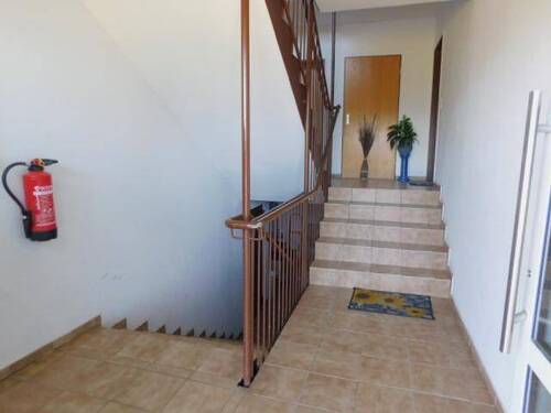 BB4 Hauseingang - Etagenwohnung mit 86,00 m&sup2; in Baumholder zum Kaufen