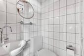 Gäste-WC im Erdgeschoss - 