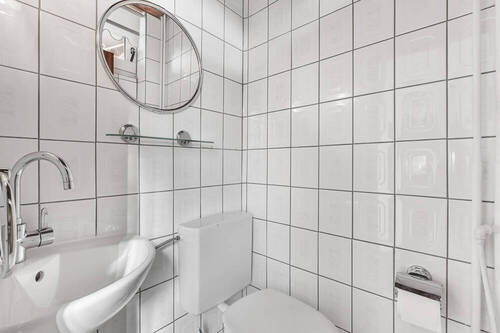 Gäste-WC im Erdgeschoss - 