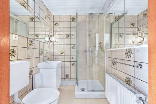 Duschbad im Obergeschoss - 