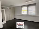 Alle Informationen, Grundrisse... im Online-Exposè - Repräsentative Bürofläche - 1.486,00 EUR Kaltmiete,