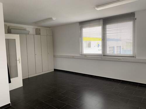 Büroraum - 7 Zimmer Büro zur Miete in Siek