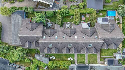 Drohnenaufnahme - Mehrfamilienhaus, Wohnhaus mit 525,00 m² in Oldenburg zum Kaufen