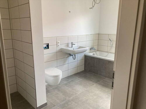 Badezimmer mit DuscheOG bild 1 - 