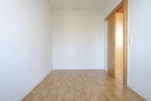 Muster Zimmer 1 - 