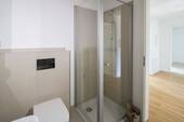 Badezimmer Ansicht (2) - 