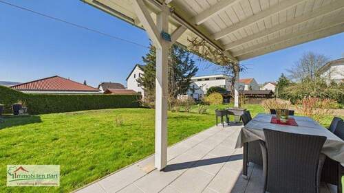 überdachte Terrasse - 