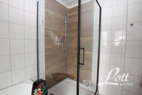 Badezimmer Dachgeschoss - 