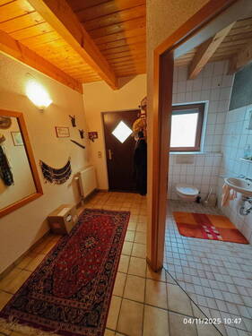 Eingangsbereich & Gäste-WC - 