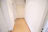 Flur - 2 Zimmer Etagenwohnung in Mannheim