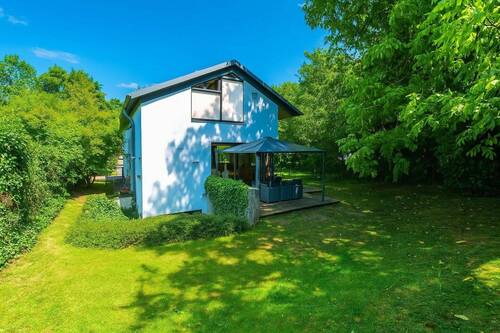 Hausansicht Gräfelfing - 5 Zimmer Doppelhaushälfte zum Kaufen in Gräfelfing