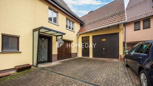 Garage - Einfamilienhaus mit 142,10 m² in Gechingen zum Kaufen