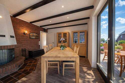 200-8685_Kaminzimmer_gestaged - 4 Zimmer Bungalow in Uetersen