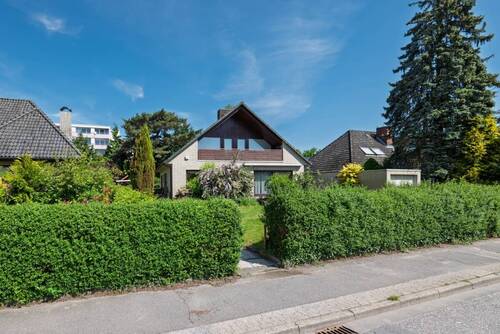 Ansicht - 6 Zimmer Einfamilienhaus zum Kaufen in Pinneberg