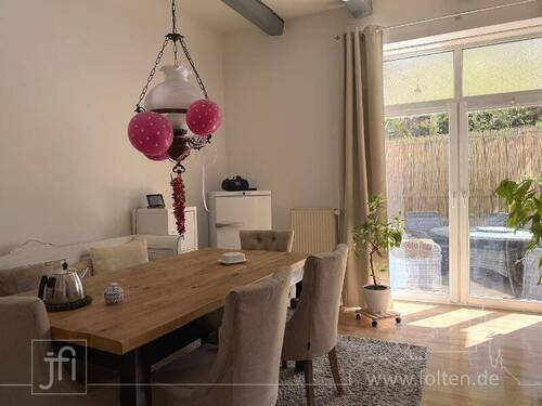 Esszimmer und Küche - Etagenwohnung mit 77,00 m&sup2; in Leer (Ostfriesland) zur Miete