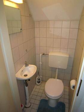 WC, DG - 