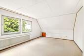 DACHGESCHOSS – ZIMMER 7 - 