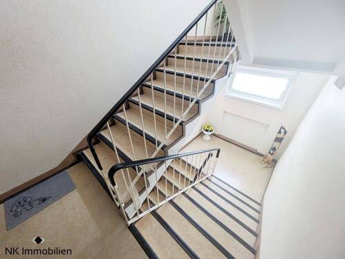 Treppenhaus - 3 Zimmer Etagenwohnung in Limbach-Oberfrohna