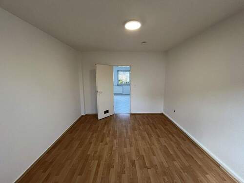 Schlafzimmer 1 - Etagenwohnung mit 57,00 m&sup2; in Langenfeld zum Kaufen