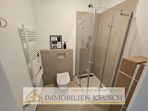 Modernes Duschbad - 