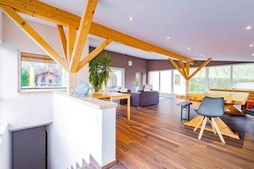 Wintergarten mit Zugang in Keller - 