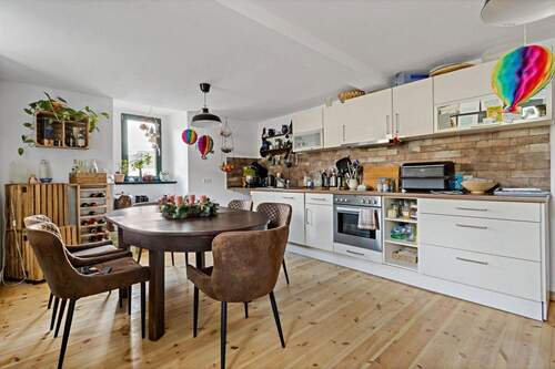 Küche - 5 Zimmer Einfamilienhaus in Salzatal