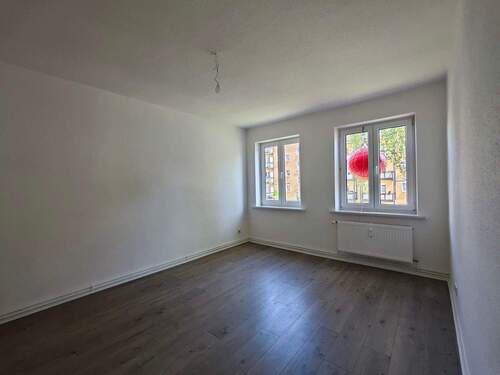 Schlafzimmer - 2 Zimmer Etagenwohnung in Zeitz