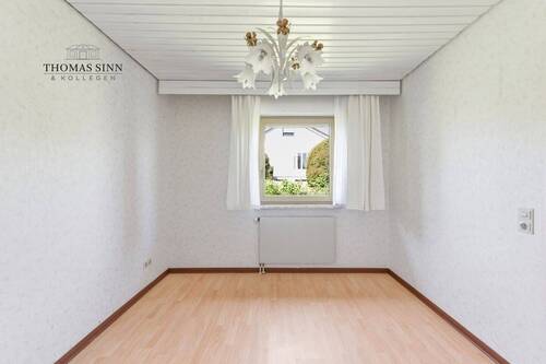EG: Zimmer 1 - Einfamilienhaus mit 114,70 m&sup2; in Winnenden / Breuningsweiler zum Kaufen