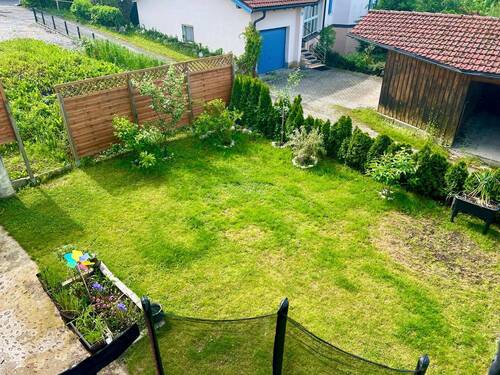 Garten - 5 Zimmer Doppelhaushälfte zum Kaufen in Bergen