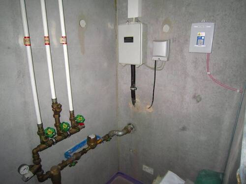 Anschlüsse im UG - 