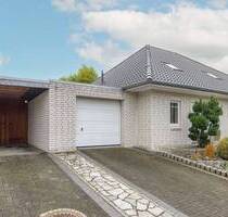 RESERVIERT ! Walmdach-Bungalow in Vollausstattung ! PV & Solar und weitere Highlights in Top-Lage - Walsrode Bomlitz