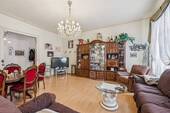 Wohnzimmer - 5 Zimmer Etagenwohnung zum Kaufen in Wiesbaden