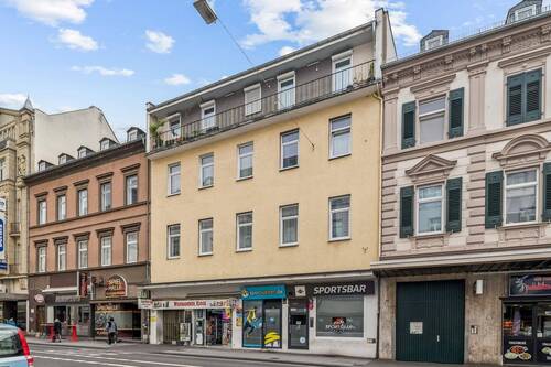 Außenansicht - 5 Zimmer Etagenwohnung in Wiesbaden