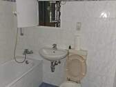 2a522b65-e5d1-41a8-9c7b-59aed8013e99 - 