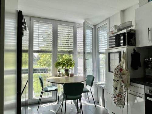 Bild 2 - 2 Zimmer Etagenwohnung zum Kaufen in Freiburg St. Georgen