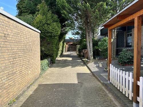 Zufahrt Wohnhaus - 