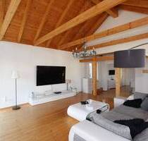 Licht, Luft & Charme: 135?m² Traumwohnung mit Sichtbalken und großer Terrasse - Reinheim