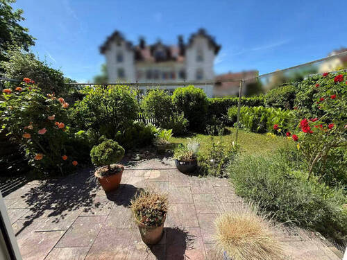 Bild1 - Tolle 3,5 Zimmer EG Wohnung mit sonnigen Terrassen und Gartenanteil