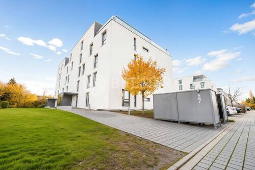 Hausansicht, Nordseite in Kürze (mit KI bearbeitet) - 4 Zimmer Etagenwohnung in Lüneburg