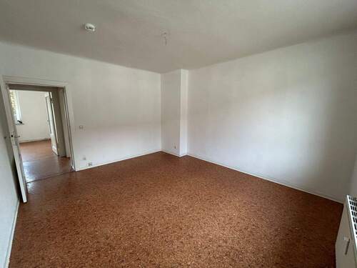 Wohnzimmer - 2 Zimmer Etagenwohnung in Magdeburg