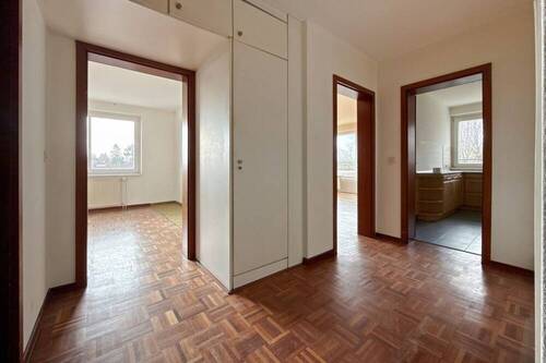 Flur - 2 Zimmer Etagenwohnung zum Kaufen in Hamburg