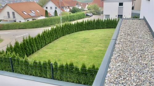Blick von oben auf den Südgarten - 